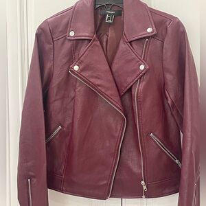 Forever 21 burgundy Motto faux leather jacket size Small